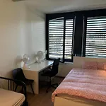 Le Quai I Studio